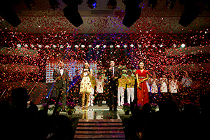 鸿运国际科技2013年度优异优异员工颁奖仪式举行