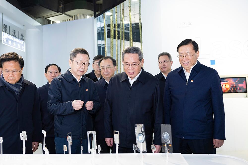 1、李强总理考察鸿运国际科技.jpg